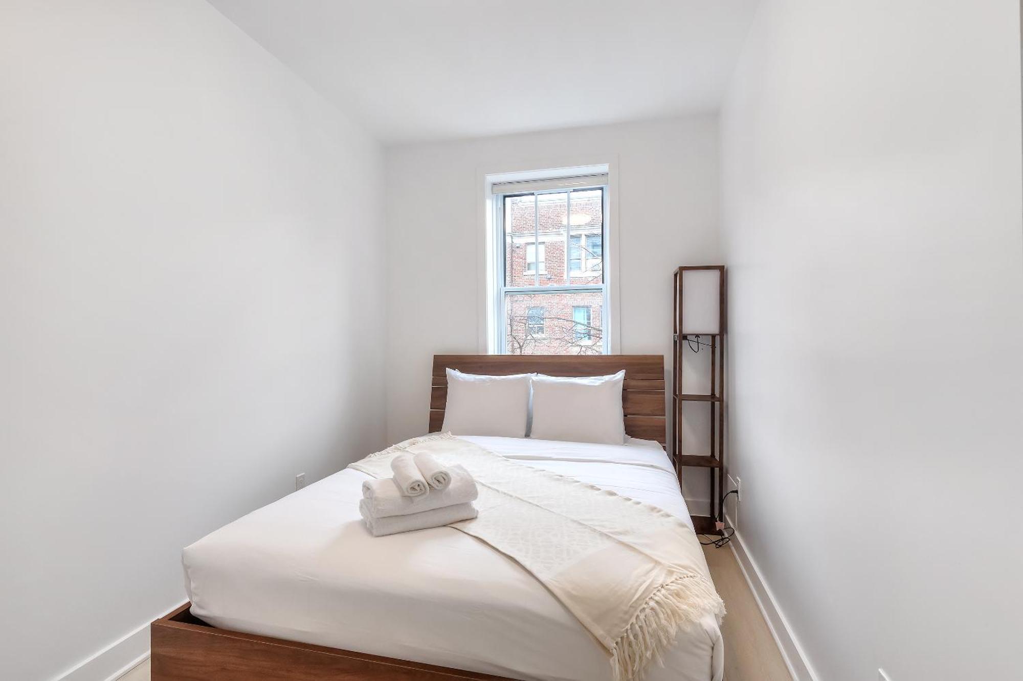 Free Indoor Parking Cozy & Spacious Condo In Heart Of Downtown 몬트리올 외부 사진